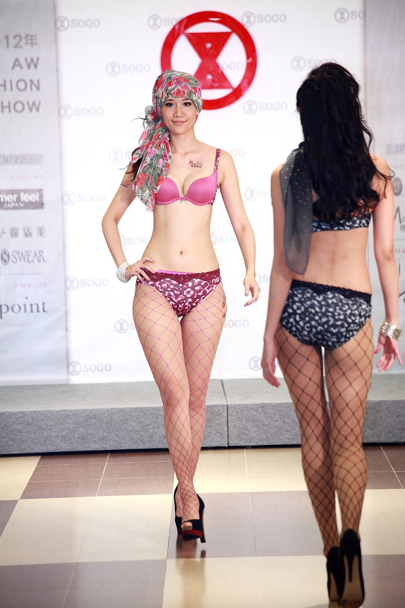 [Fashion Show] 曼黛瑪蓮.莎薇華哥爾 国产模特美女图片